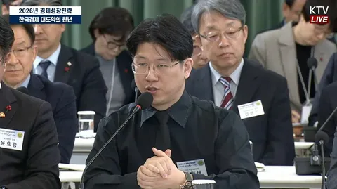 시프트업 김형태 대표 '중국 인해전술엔 일당백으로 생존'