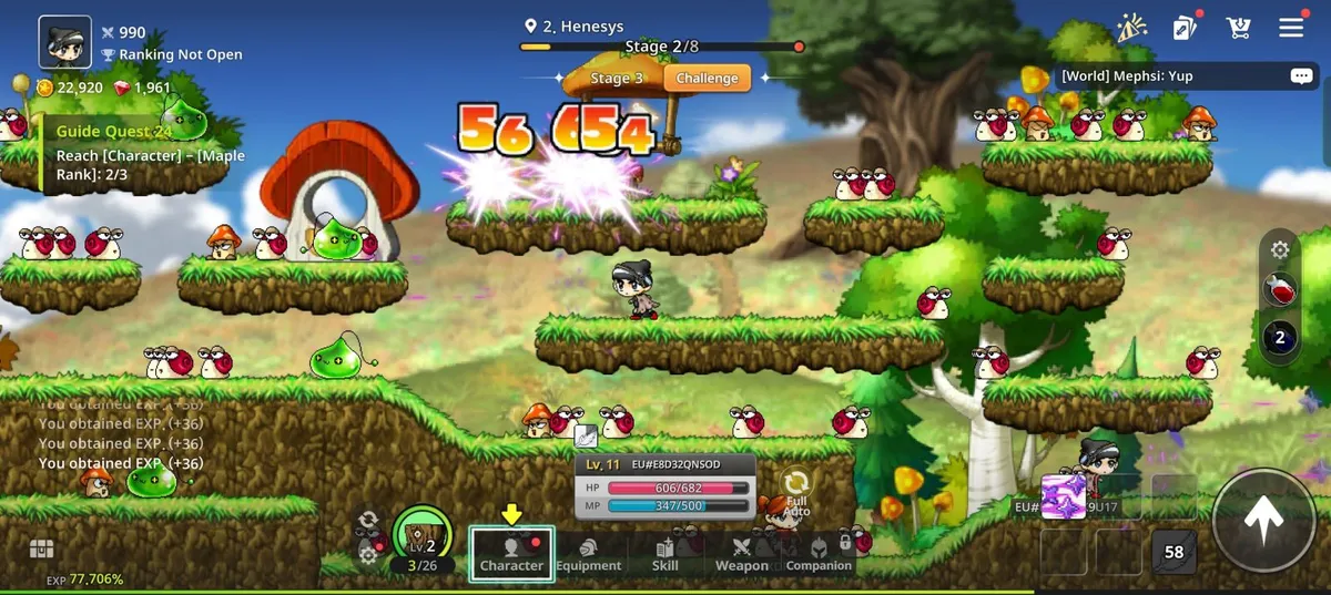 메이플 키우기 인게임 전투 화면, 방치형 RPG 특유의 자동 전투 시스템이 적용되어 있다