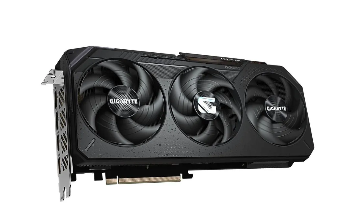 AMD RX 9070 XT - 엔비디아 대안으로 주목받는 AMD 그래픽카드